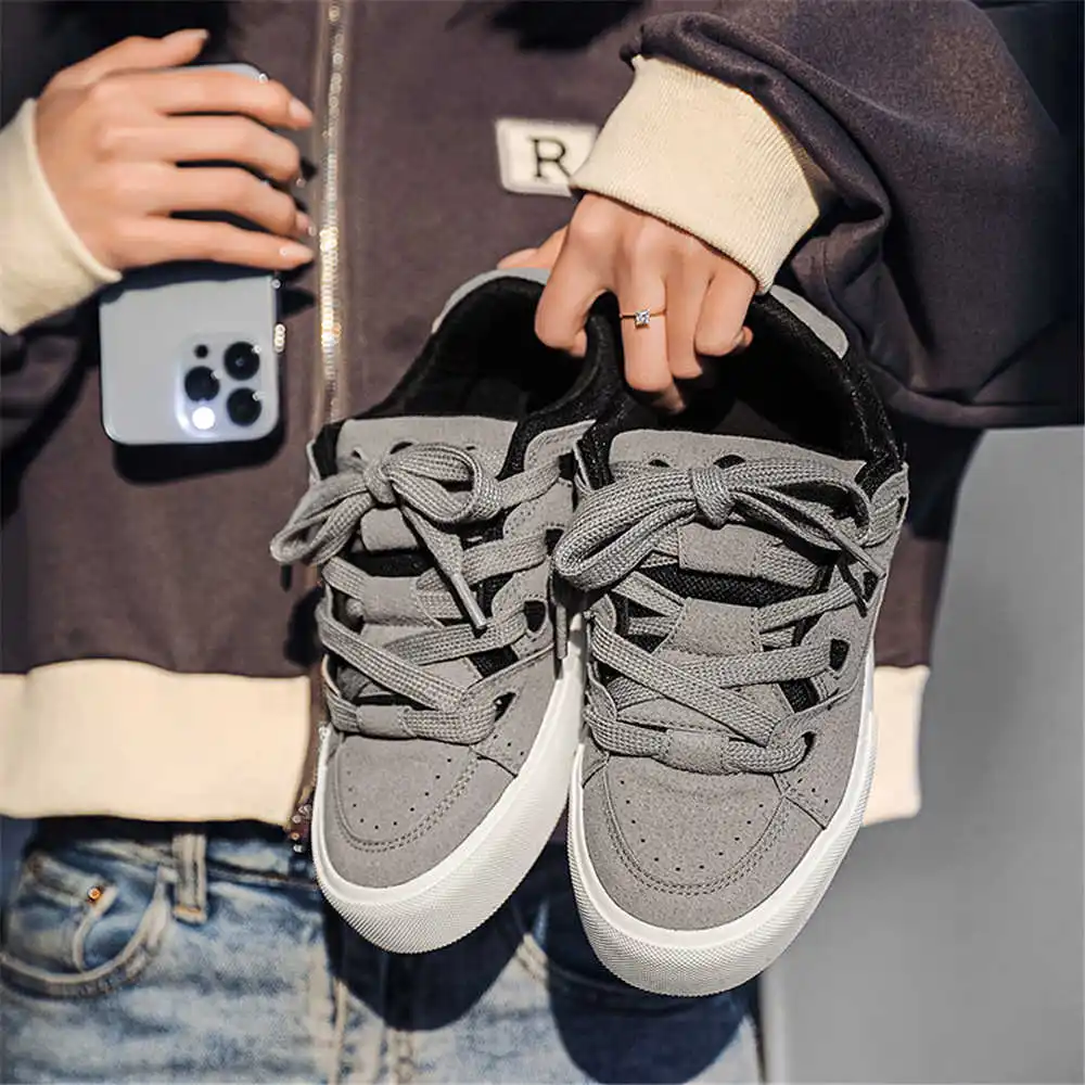 Tech Accessories Names - Con allacciatura Scarpe da scuola da