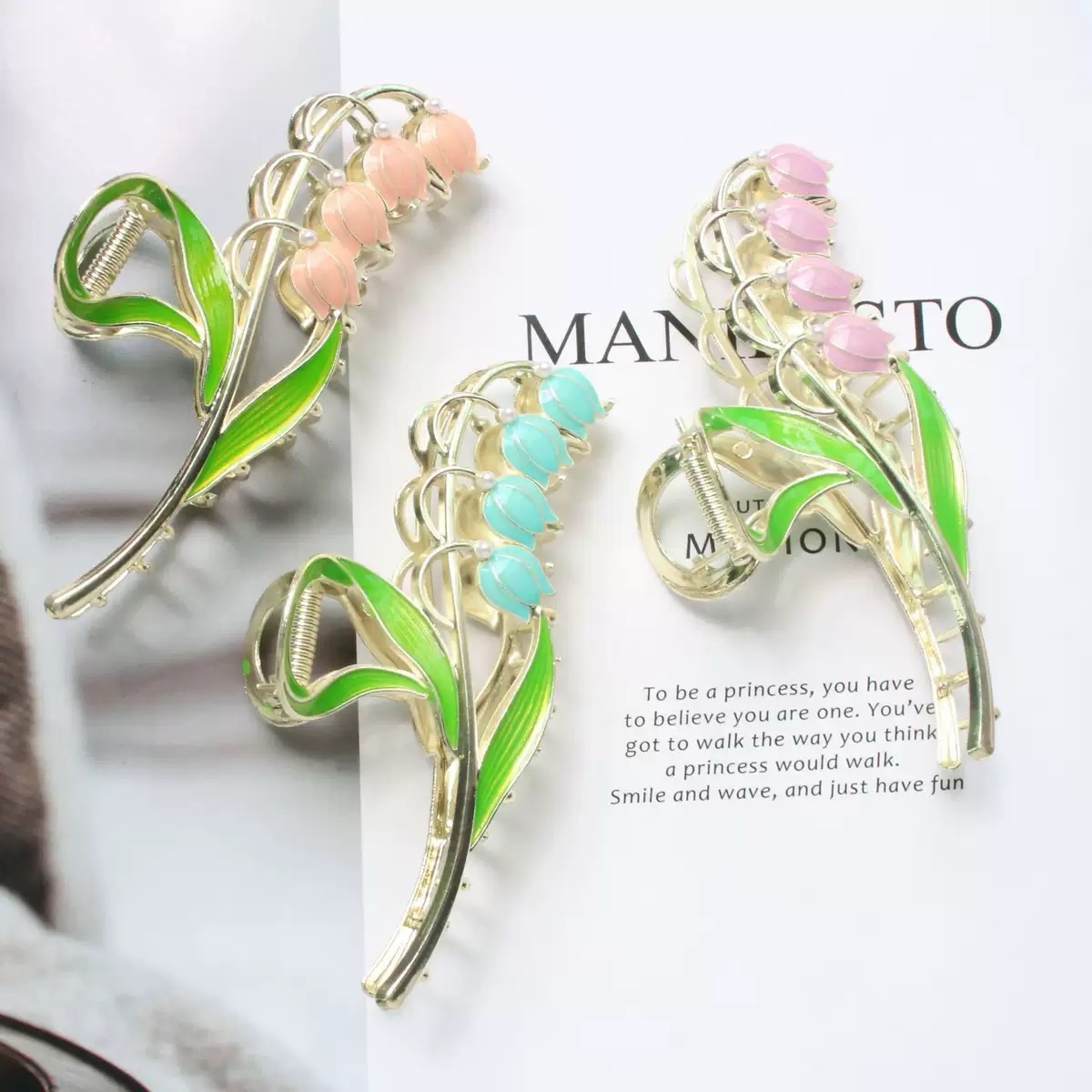 Elegante clip in metallo con f - Hi Tech Accessories recensione e prezzo