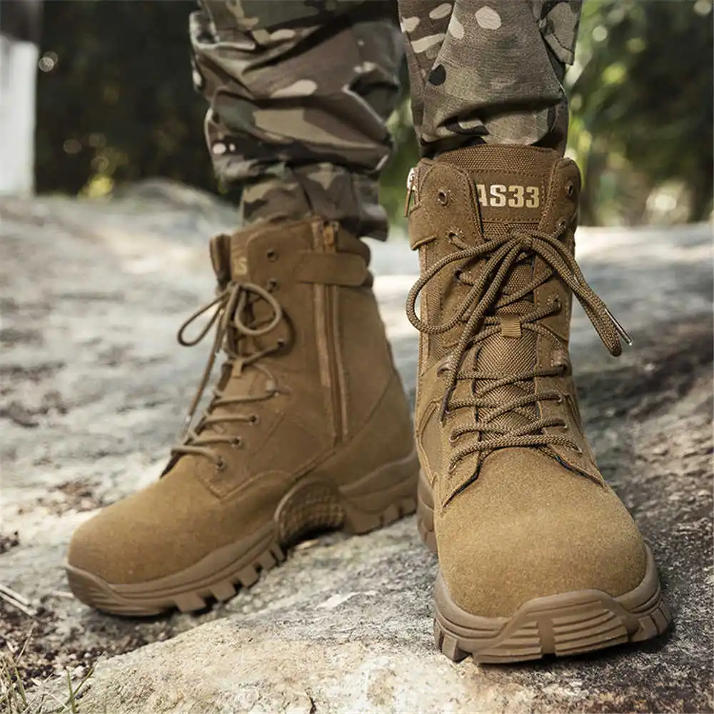 Scarponi da trekking in vera p - Tech Accessories Names recensione e prezzo