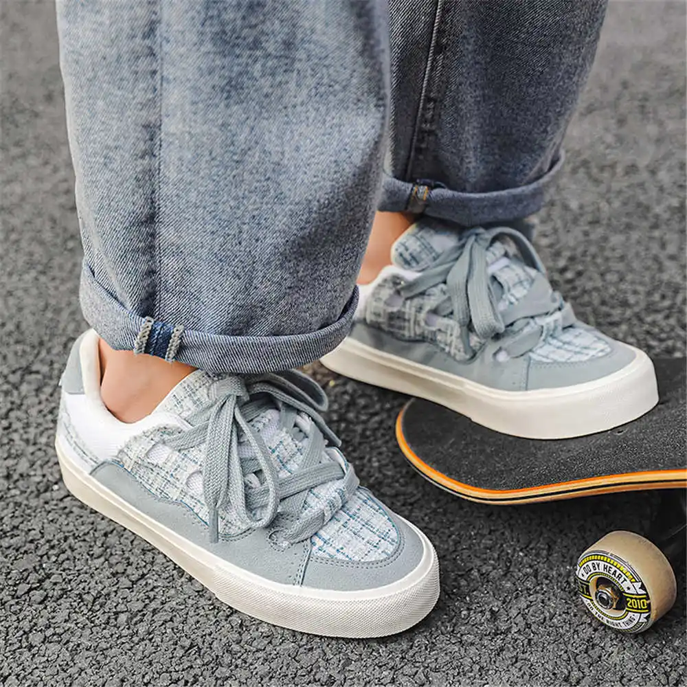 Con allacciatura Scarpe da scu - Tech Accessories Names recensione e prezzo